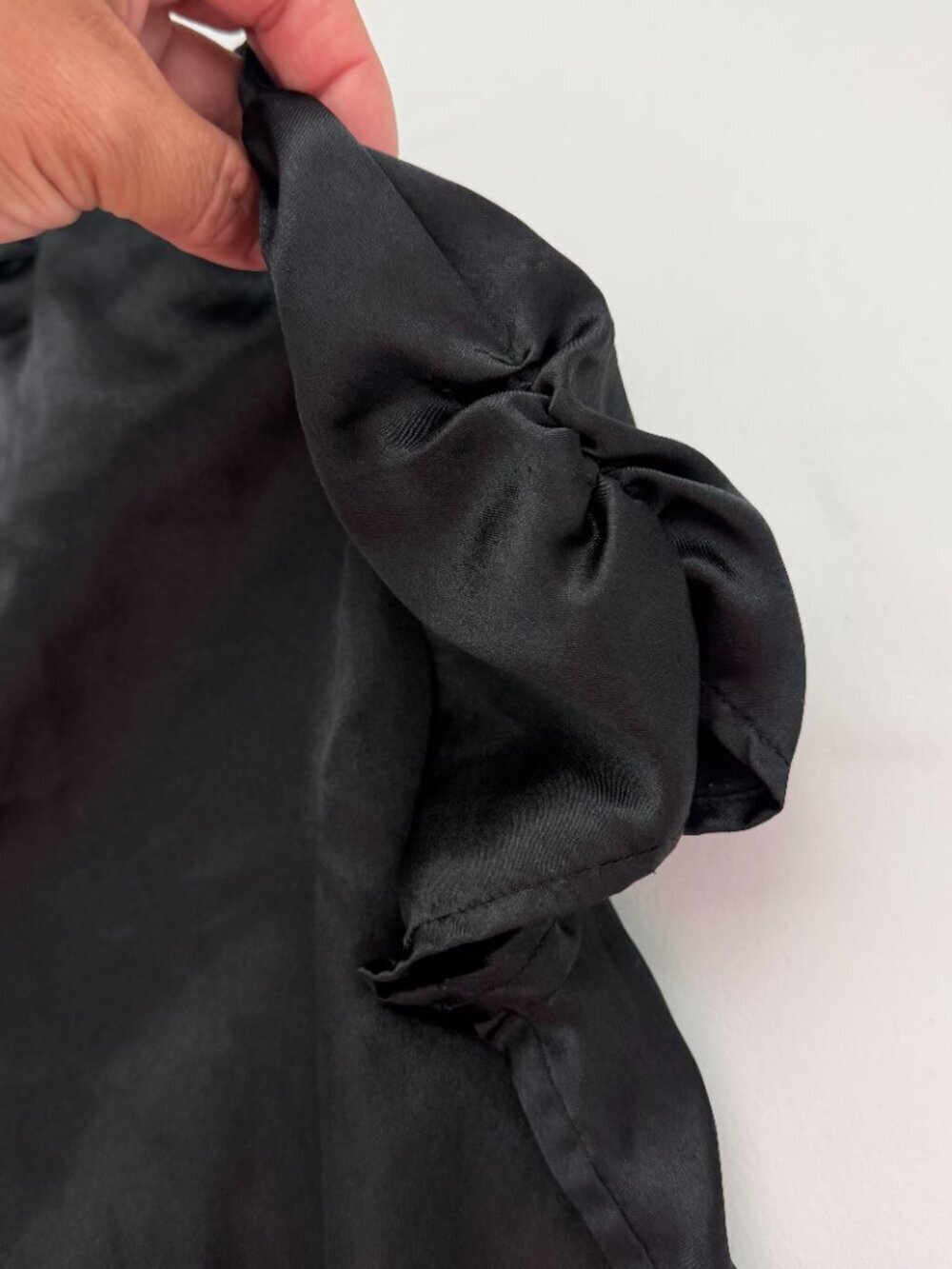 Rampage Black Satin Button Up Blouse Women Medium Business Casual Work Top - Picture 6 of 8